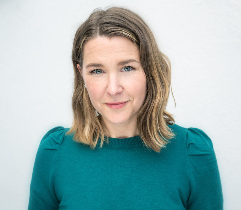 Anne Gill Headshot 1 Anne Gill Headshot 1